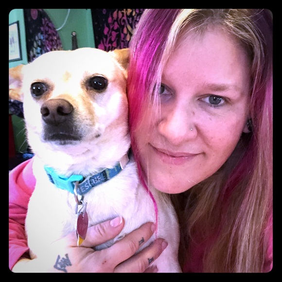 Meet the Posher ⭐️Posh Ambassador⭐️ - Picture 2 of 5